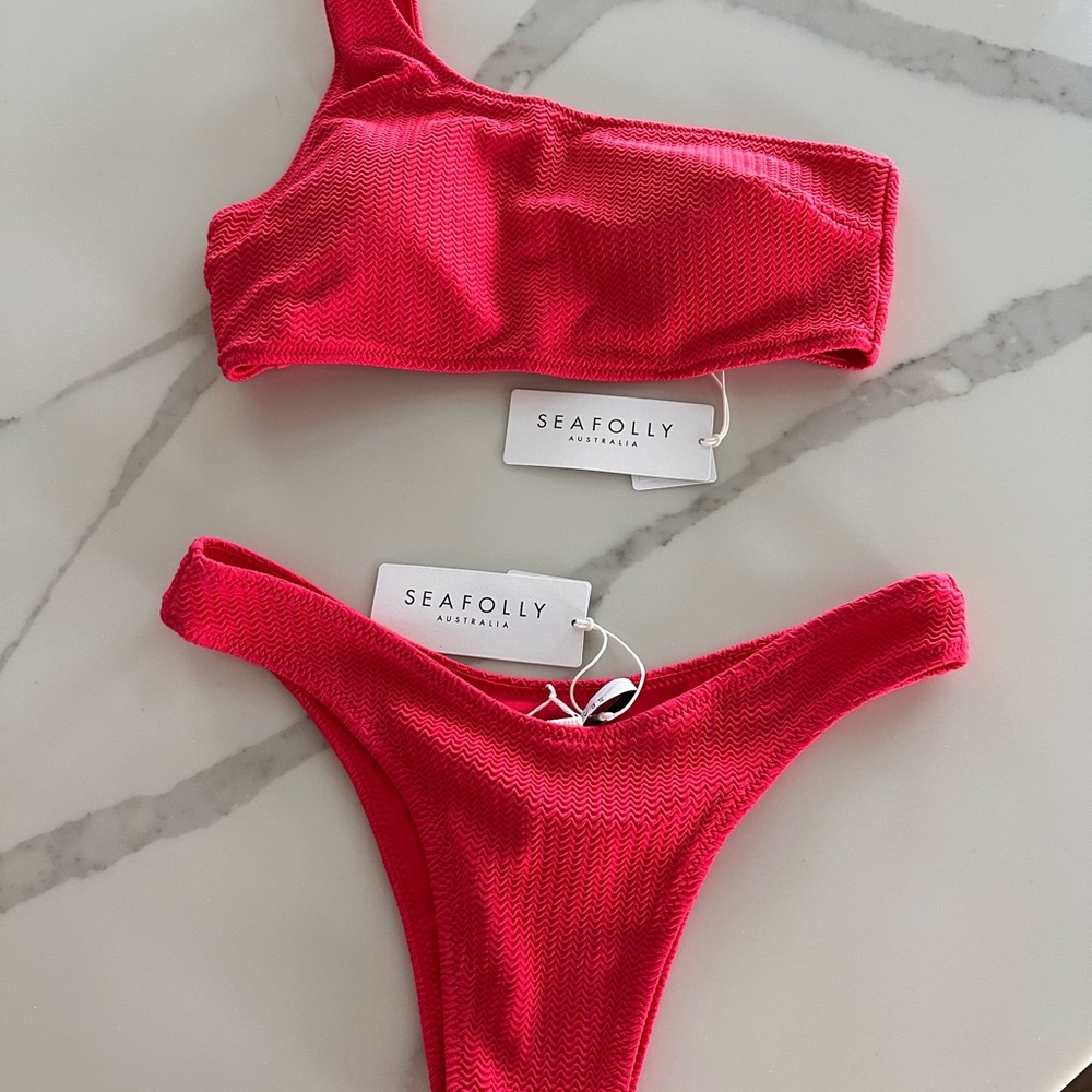 Seafolly Chili red One-Shoulder Bikini